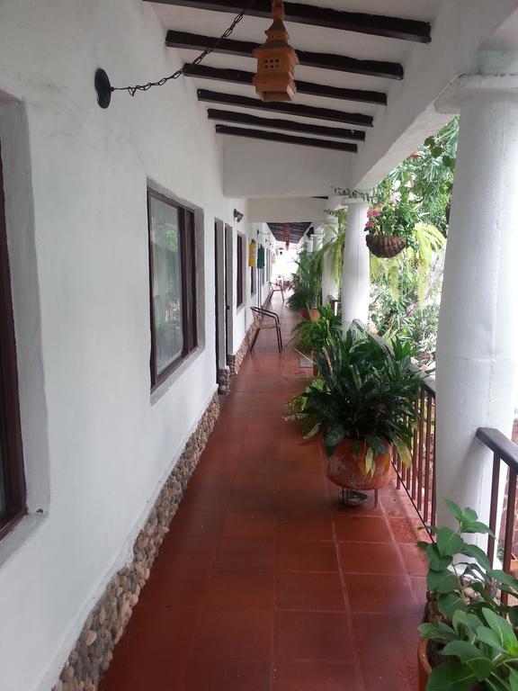 Hotel Villa Maritza Melgar Exterior photo