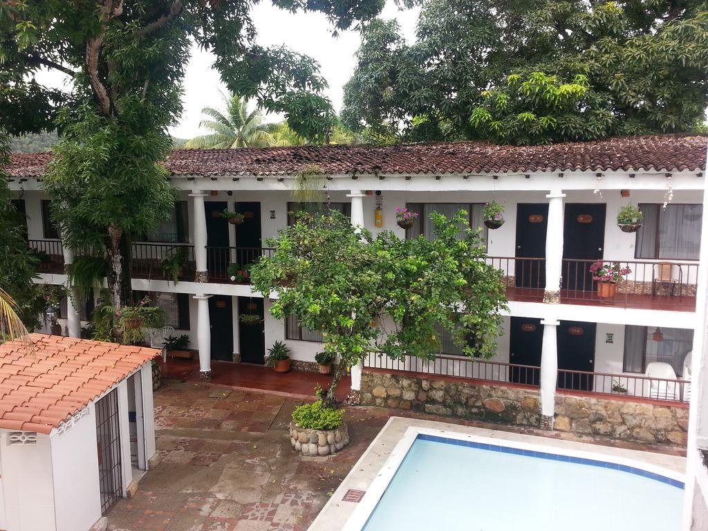 Hotel Villa Maritza Melgar Exterior photo